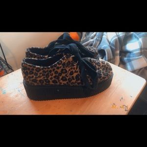 Cheetah creeper platforms